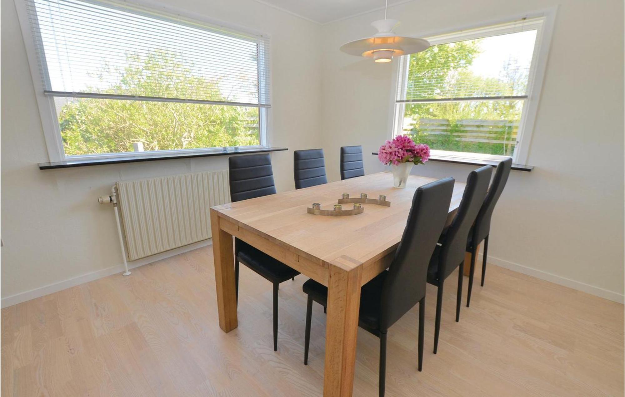 Stunning Home In Augustenborg With Kitchen المظهر الخارجي الصورة